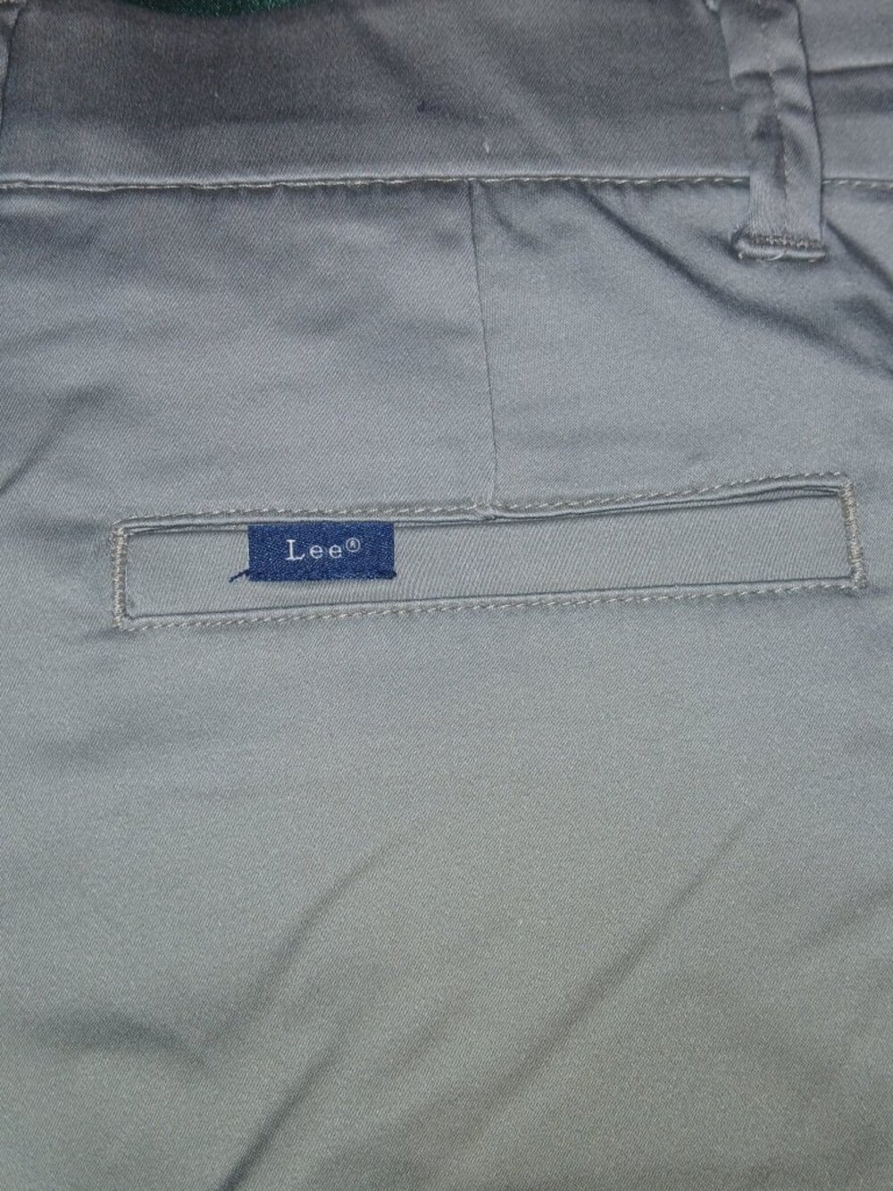 Lee Women's Comfort Waistband Straight Leg Pants Mushroom Size 4 M NWT